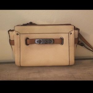 Coach Swagger Crossbody (Colorblock)